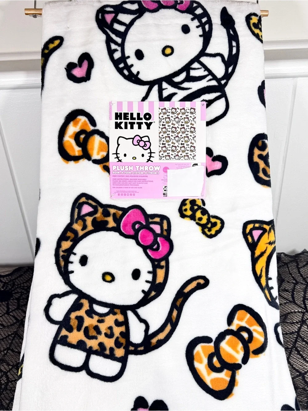 NEW 2026 Hello Kitty Halloween Animal Print Costumes Blanket